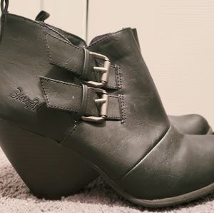 Size 7.5 black booties